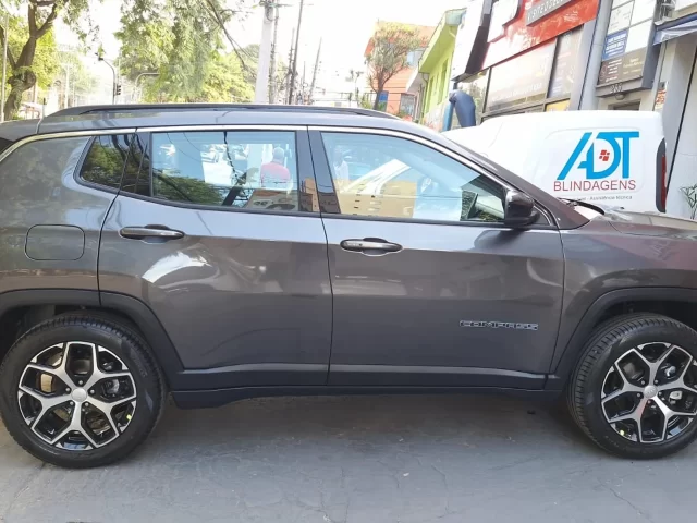 JEEP COMPASS - Imagem 4