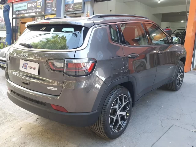 JEEP COMPASS - Imagem 8