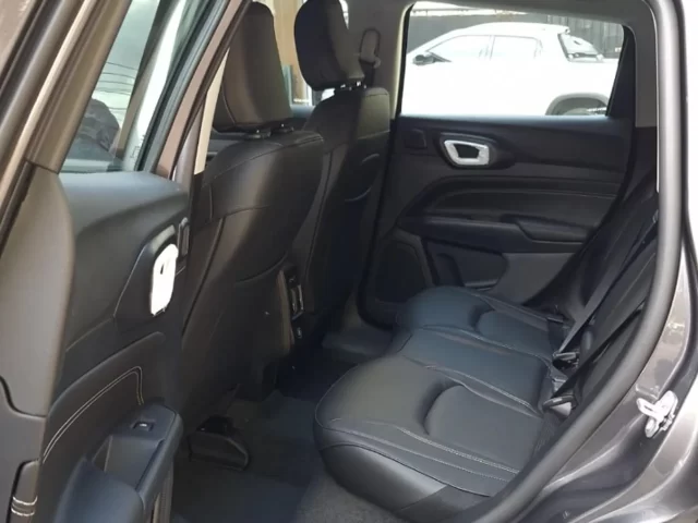 JEEP COMPASS - Imagem 18