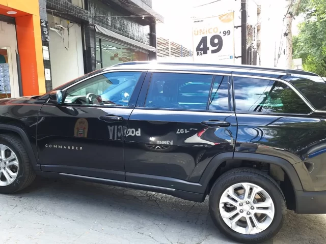 JEEP COMMANDER - Imagem 7