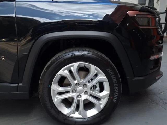 JEEP COMMANDER - Imagem 10