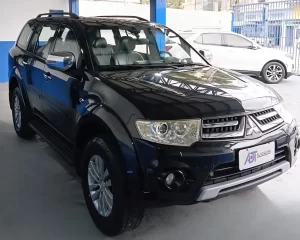 Mitsubishi Pajero 3.2 HPE Turbo intercooler Diesel 4X4